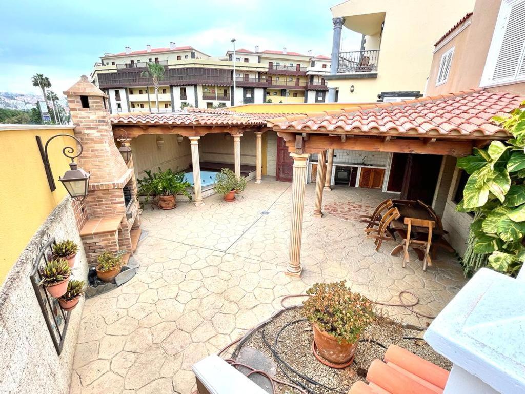 Duque Nest Hostel Адехе Экстерьер фото