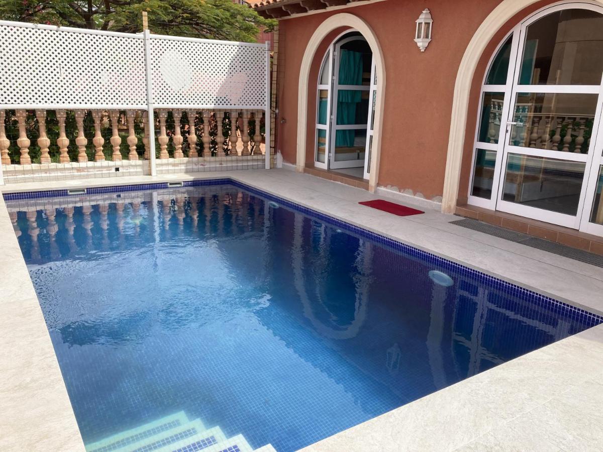 Duque Nest Hostel Адехе Экстерьер фото