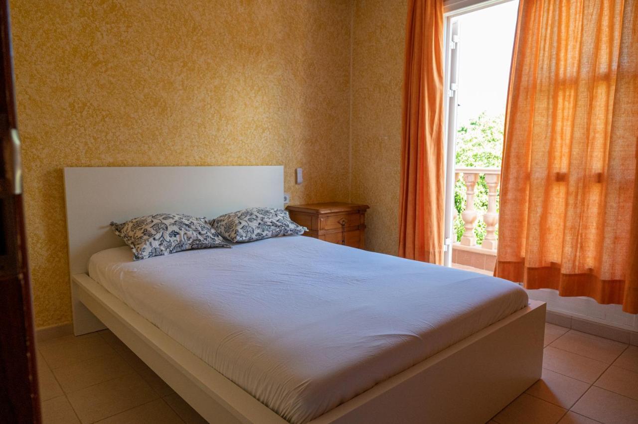 Duque Nest Hostel Адехе Экстерьер фото