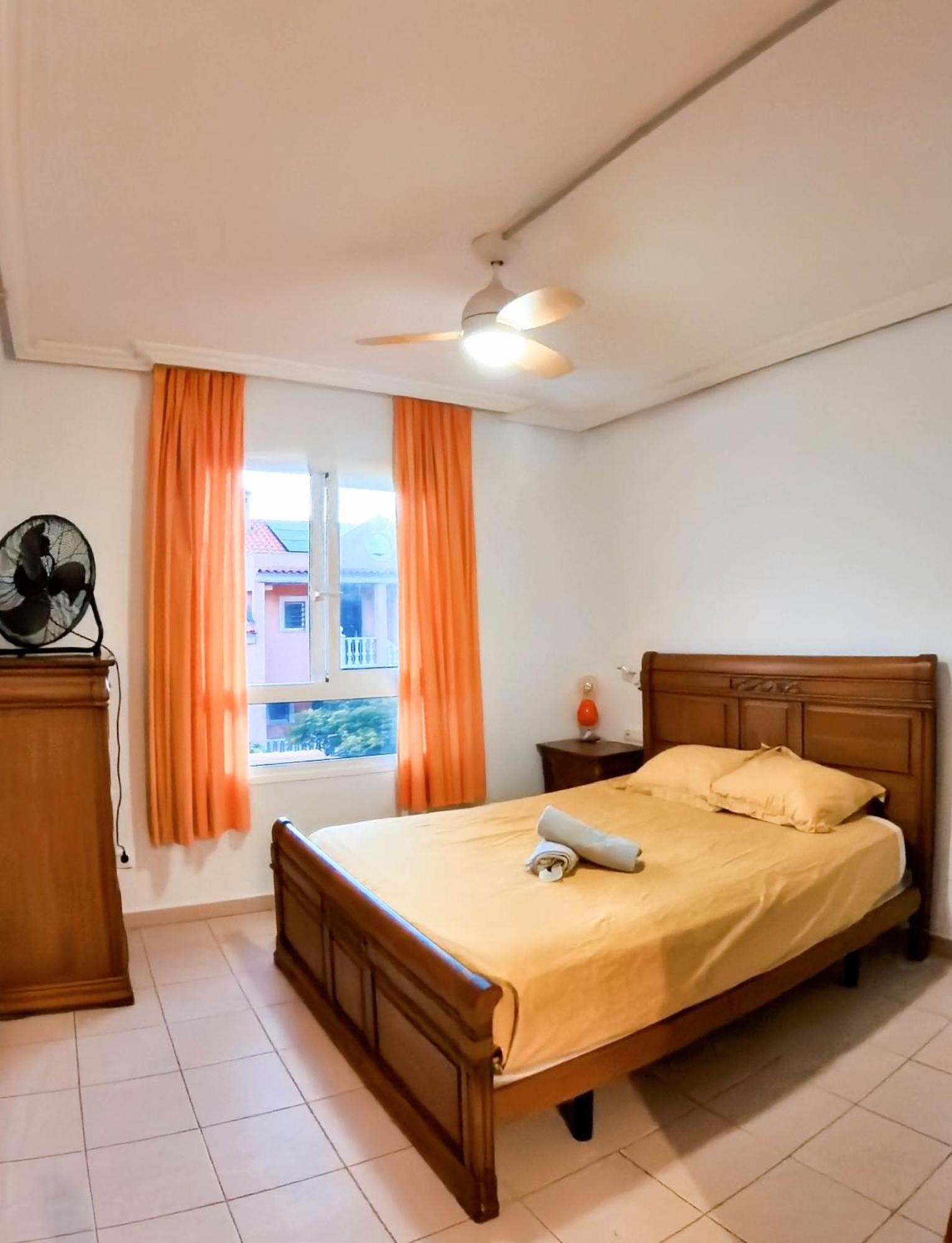 Duque Nest Hostel Адехе Экстерьер фото