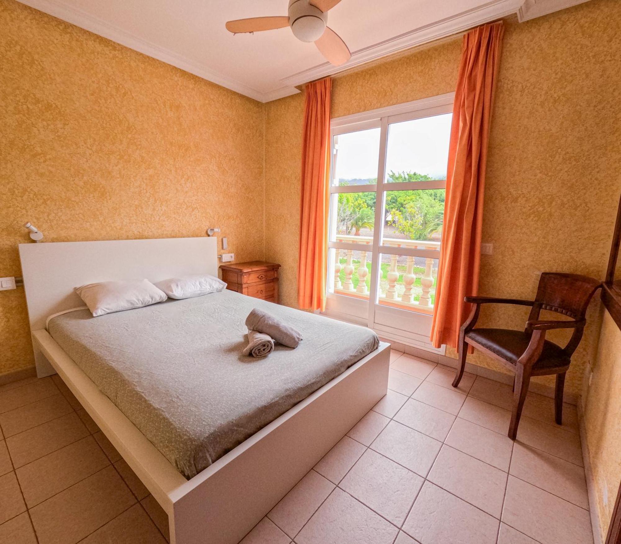 Duque Nest Hostel Адехе Экстерьер фото