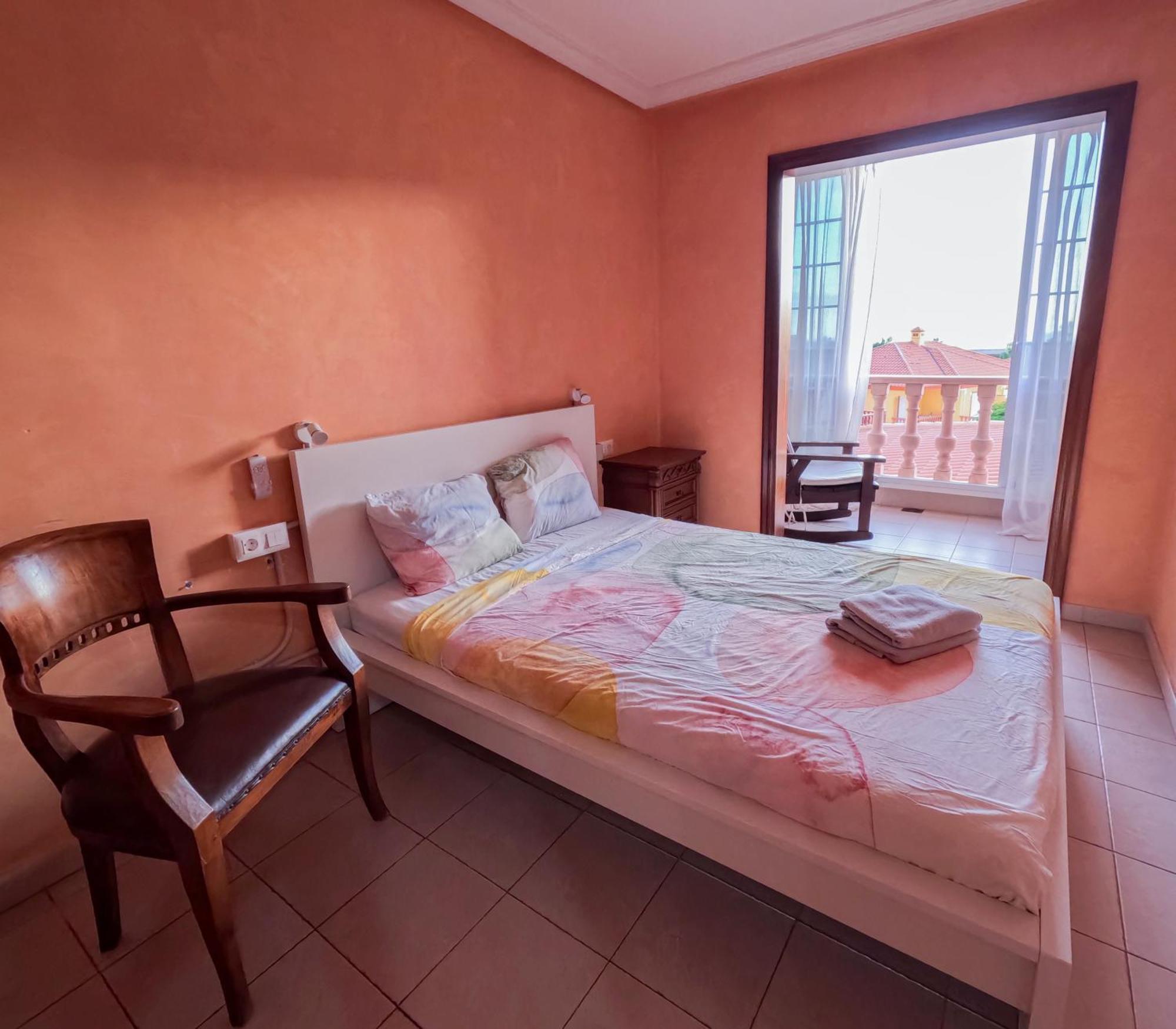 Duque Nest Hostel Адехе Экстерьер фото